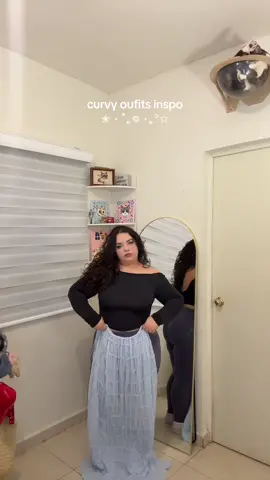 me pueden comentar chicas para salir del lado fifas porfis 🥺!! extrañaba subirles oufits, que opinan? 🫧 #wlw #denissevelazz #girls #OOTD #chicas 