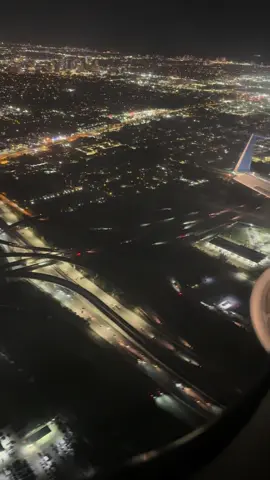 Another early morning DL 1168 flight out of FLL.  Delta Airlines  Boeing 757-200 FLL-ATL Seat 4D #takeoff #avgeek #boeing #aviation #flying 