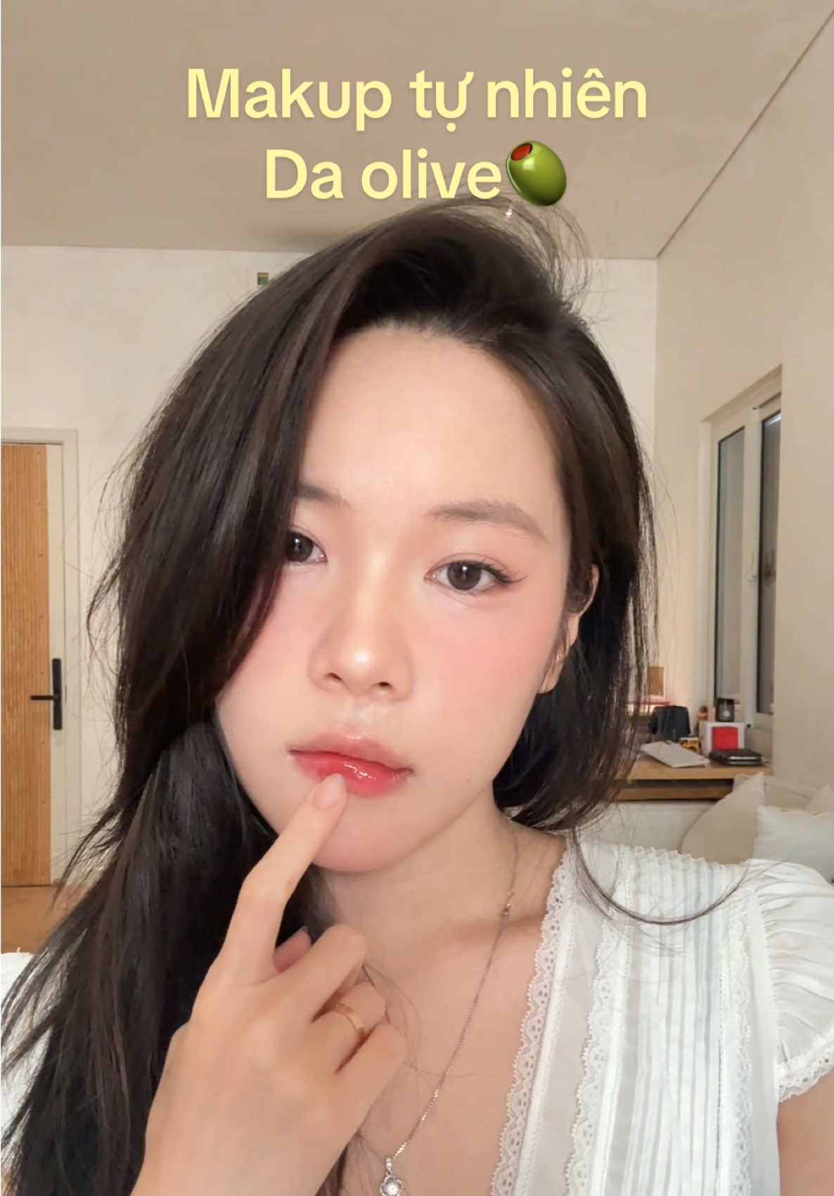 Makeup da oliu nha#linhlinhday #dieulinhdaily #makeuptutorial #makeup #makeupdaily 