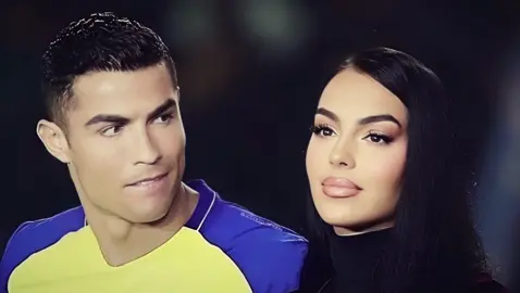 he looking at her 🤍🥹 #georginarodriguez #cristiano #foryoupage #fyp 