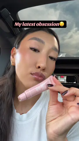 @laneige_us Give me 10 of those🙂‍↕️🤤🫶🏻 #laneige #laneigelipbalm #lipglaze #makeup #kbeauty 