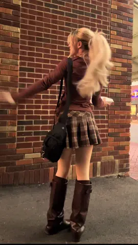 🕰️ 🗝️ She says “I am real, and you are not.” #06 #hehim #femboy #crossdressing #fall 