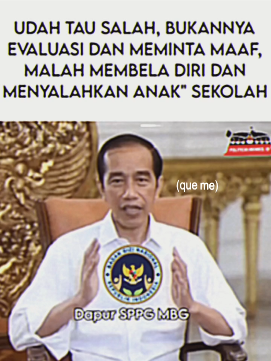 apa susahnya sih minta maaf ya😔 Warta Sasambo - Jakarta – Polemik terkait kasus sakit massal anak-anak penerima makanan bergizi (MBG) kembali mendapat sorotan. Pemilik salah satu dapur MBG angkat bicara menepis tudingan bahwa sumber masalah berasal dari kualitas masakan yang diproduksi. Menurut keterangan resmi yang diterima redaksi pada Minggu [28/9], pihak dapur menegaskan bahwa seluruh proses produksi dilakukan sesuai standar kebersihan dan pengawasan ketat. “Kami pastikan bahan makanan segar, dimasak dalam kondisi higienis, dan langsung didistribusikan sesuai jadwal. Tidak ada masalah pada masakan di dapur,” ujar pemilik dapur. Ia menekankan bahwa dugaan penyebab anak-anak jatuh sakit justru karena makanan yang dibawa pulang ke rumah. “Sebagian penerima program tidak langsung mengonsumsi makanan, melainkan menyimpannya hingga berjam-jam. Akibat penyimpanan yang tidak sesuai, kualitas makanan bisa menurun dan berpotensi menimbulkan masalah kesehatan,” tambahnya. Pihak dapur MBG meminta publik untuk lebih objektif dalam menilai, sembari membuka ruang investigasi bersama tim independen. “Kami siap diverifikasi, dicek dapurnya, bahkan dites lab makanannya. Yang kami ingin tekankan, jangan langsung menyalahkan dapur tanpa bukti,” katanya. Sementara itu, Kementerian Kesehatan menyatakan masih melakukan penelusuran terhadap kasus ini. Pemeriksaan laboratorium tengah dilakukan untuk memastikan sumber kontaminasi dan mencegah kejadian serupa terulang. Kasus ini sebelumnya ramai setelah puluhan anak dilaporkan mengalami gejala mual dan diare usai mengonsumsi makanan program MBG. Meski demikian, hingga kini belum ada hasil investigasi final terkait penyebab pasti kejadian tersebut.