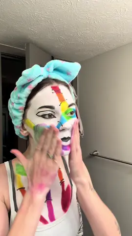 makeup removal?? no, makeup application 🫢 #makeupremoval #reverse #makeup #halloween #satisfying 