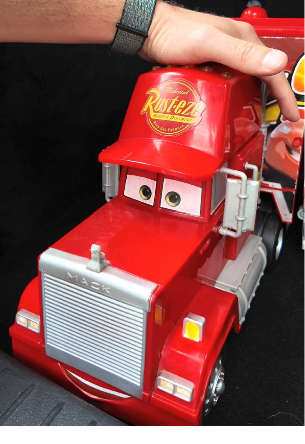 COMPRÉ LA MEJOR PISTA DE CARS QUE EXISTE 🛞 EN UN CAJUELAZO🔥 #juguetesolvidados #lightningmcqueen #rayomcqueen #disneycars #trailer 