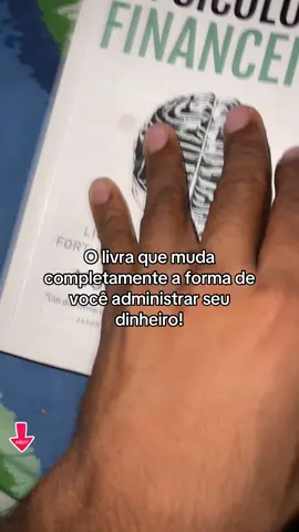 O livro perfeito para você mudar a forma de como você trata o dinheiro! #vendastiktok #tiktokshop #livro #leitura #psicologiafinanciera 