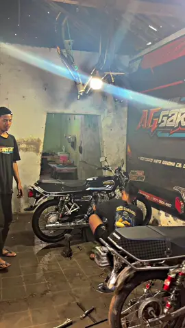 Asline yo wes kesel😇 #panggilsayatri #gl100 #fyp #foryoupage #promoseruweekend 