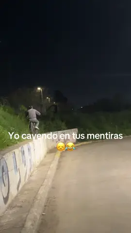 Yo cayendo en tus mentiras😂 #humor #contenido #viral #mentira 