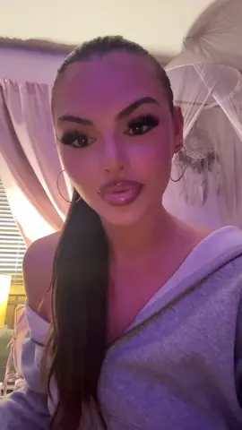 found this in my drafts and you know what??? honestly hell yea 