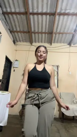 Un poquito seria jej 