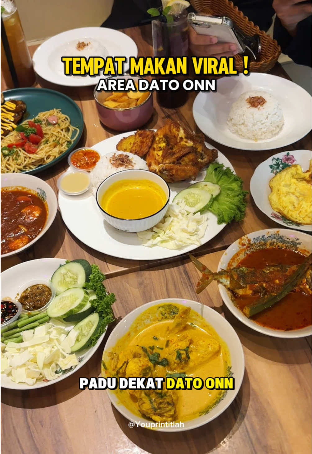 port makanan kampung and western yang terletak kat dato onn! 😋✨ @Samballana Shop   📌45, Jalan Perjiranan 4/5, Bandar Dato Onn, Johor Bahru #Foodie #johorfoodie #MalaysianFood #johorbahrufood #foodreview 