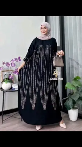 Tampil mewah & elegan dengan kaftan rayon tebal motif berlian ✨ Nyaman dipakai, anggun di setiap langkah!” Rayon tebal, motif berlian mewah 🌸 cocok untuk acara spesial maupun sehari-hari.”Kaftan elegan dengan sentuhan motif berlian ✨ nyaman & berkelas dalam satu look.” #KaftanElegan #KaftanMewah #KaftanStylish #OOTDKaftan #KaftanCantik   