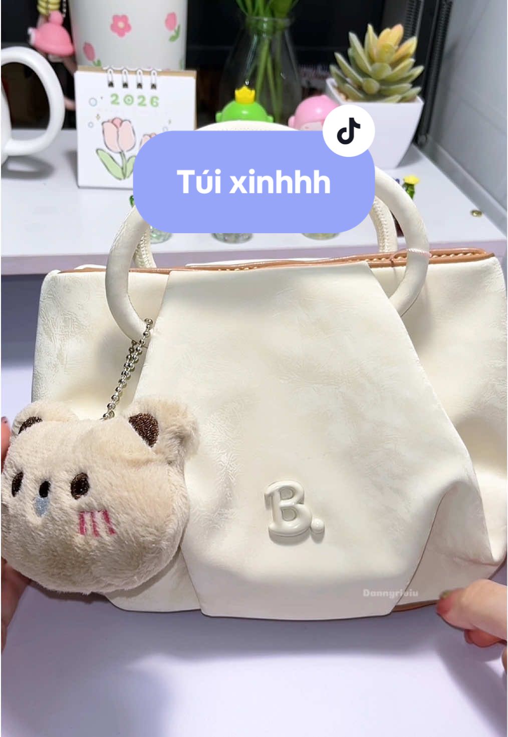 Gu ai thì dô nhận nhaaa, tag ngiu của mấy bà dô đi sắp 20/10 gòi 😆😆 #tuixach #tuideocheo #tuixachnu #dannyriviu #phukienthoitrang 