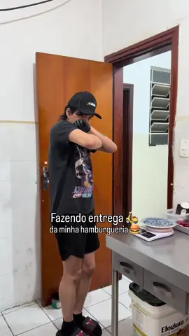 Fazendo entregas da minha hamburgueria #fyp #mateushwang 