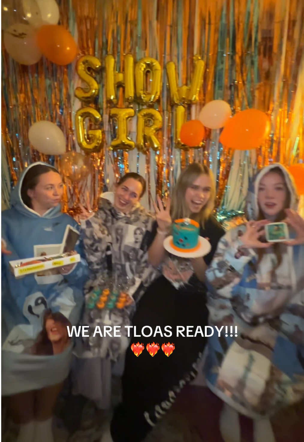 30 MORE MINUTES!!! thank you @Padoca Bakery and @Baked by Melissa for the release party goodies!! 😋❤️‍🔥 LETS GO SWIFTIES #taylorswift #tloas #thelifeofashowgirl #swifttok #TSTheLifeofaShowgirl @Taylor Nation 