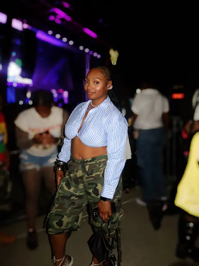 To Who This May Find… Pour into yourself with every inch of energy you can. You can’t continue to live off of a cup half full! Pour into those that pour into you. Be kind; never say it couldn’t be you. Everybody goes through things. We’re all human. Put energy into your looks. When you look better you feel better. I don’t have an extensive routine YET but I’m going to get there. I’m learning patience with myself but the outcome feels so good! You should try it! 