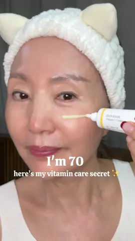 I'm 70! here’s my vitamin care secret ✨ Step 1: A glass of lemon water 🍋💧 (Boosts vitaminC from within!) 👉 Step 2: VitaminC 20 Cream ✨ (Brightens + protects skin barrier) @mixsoon_official  @mixsoon_global  @mixsoon  #vitaminccream #mixsoon #koreanbeauty #glowyskin #vitamincare 