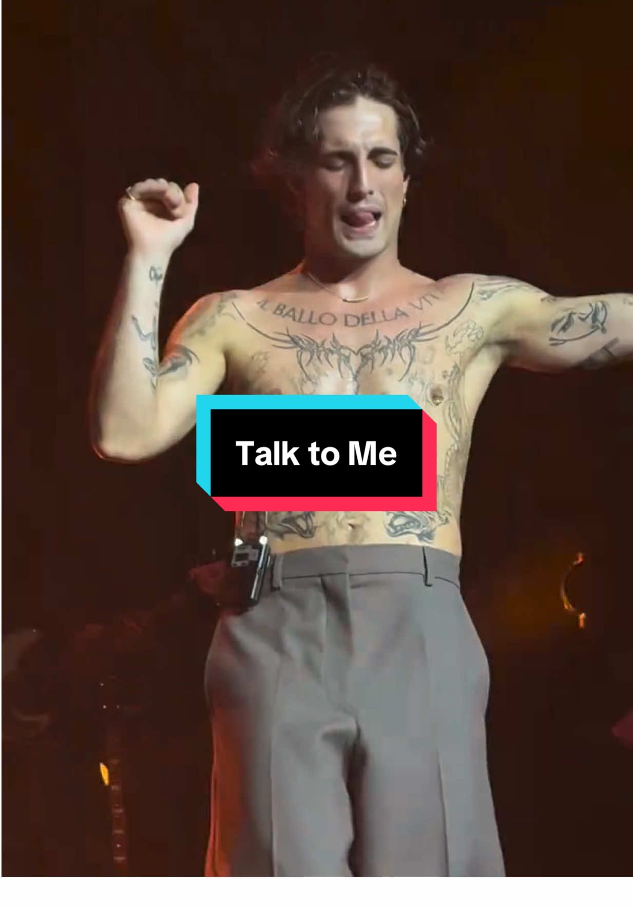 @Damiano David performs Talk to Me - Brussels, 02.10.2025 via emma_pelaia 