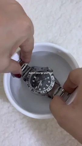 Recommended LIGE original watch for men. Non tarnishing and non fading glow in the dark/luminous free box adjuster #watchformen #watch #waterproofwatch #menswatch #fashionwatch 