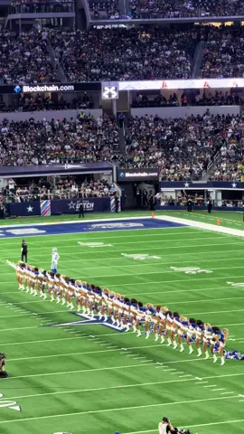 The only “cowboys” I’ll ever clap for! These women are so talented!  😍 #dcc #dallascowboyscheerleaders #packers #dallas 