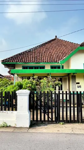 mendapati kembali rumah klasik di purwokerto yang masih dirawat dengam baik #purwokerto #purwokertoviral #purwokertokeren #rumahbelanda #fyp 