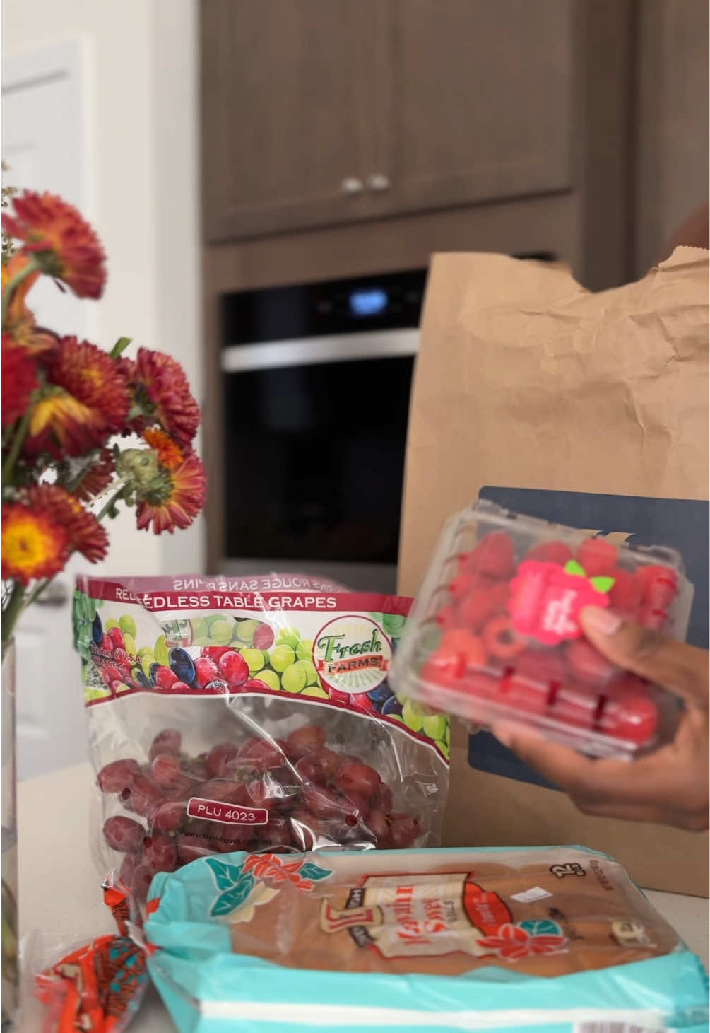 Aldi, yes or no? Giving them another try after a few misses with the fruit 😩 #groceryhaul #MomsofTikTok #relatable #aldihaul 