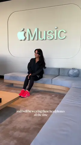 immersive experience with @Apple Music @Beats by Dre  POWERBEATS FIT OUT NOWWW #applemusic #beatsbydre #headphones #musiclover #fyp 