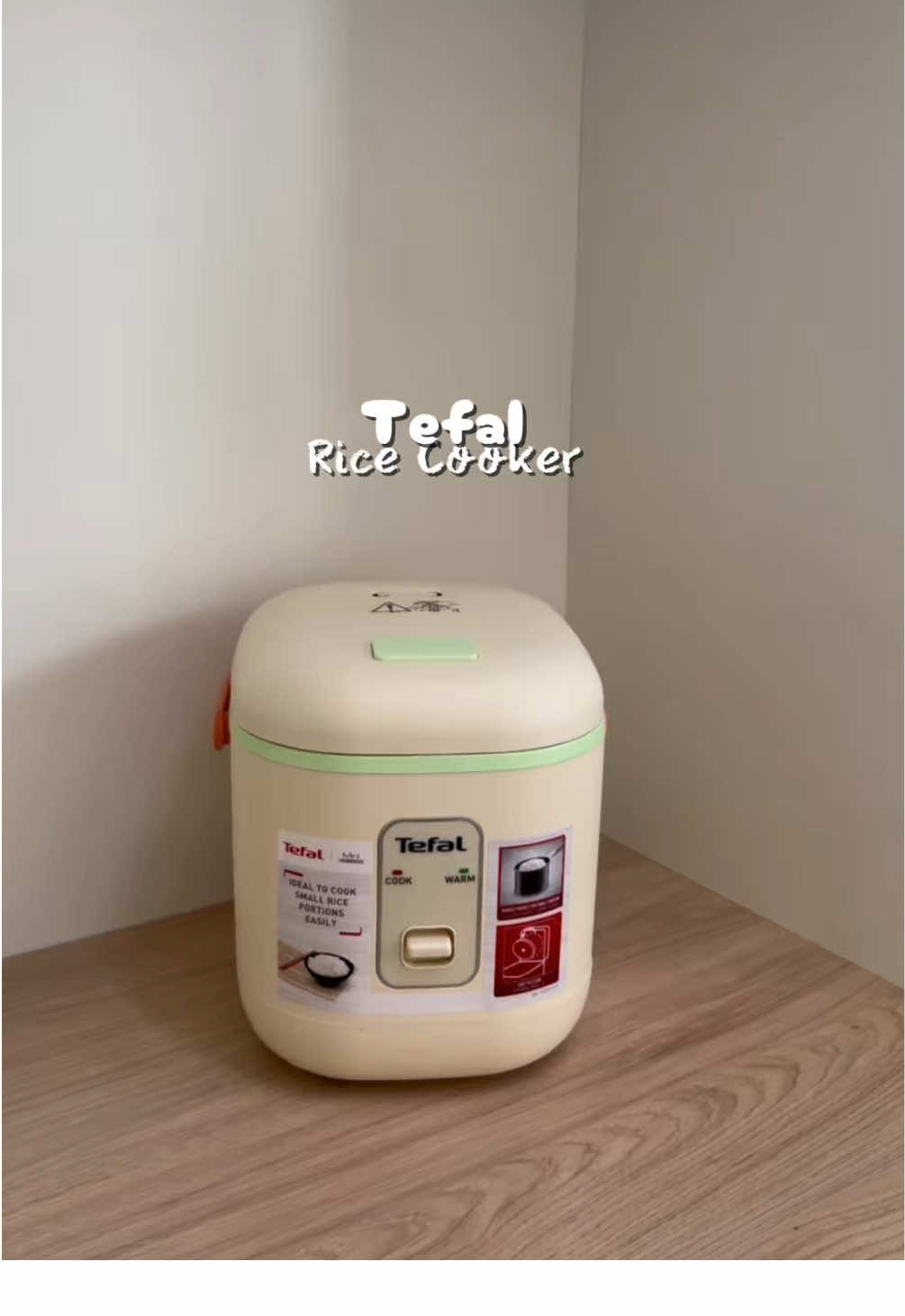 Replying to @Roslia periuk nasi ni mmg sesuai sgt utk family kecik, nak bawa pi asrama atau nak pi travel. Muat dlm 2 pot nasi dan boleh makan 2-3 org tau 😍 #tefal #ricecooker #periuknasi #miniricecooker #periuknasimini