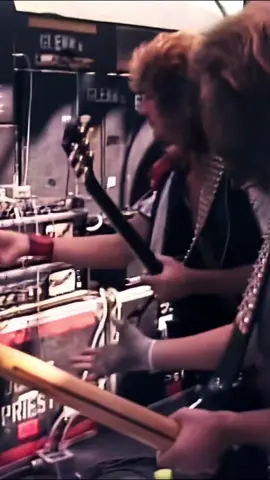 Judas Priest - The Hellion/ Electric Eye 