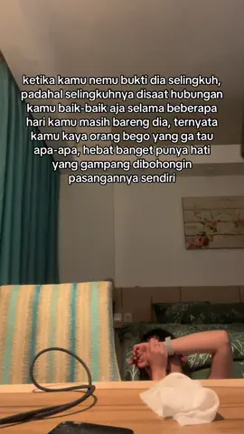 Merekam diri saat sedih itu merupakan bagianku memberikan *heal* pada diriku sendiri, agar aku bisa melihat aku sepatah apa dan tidak akan menoleransi hal yang sama.