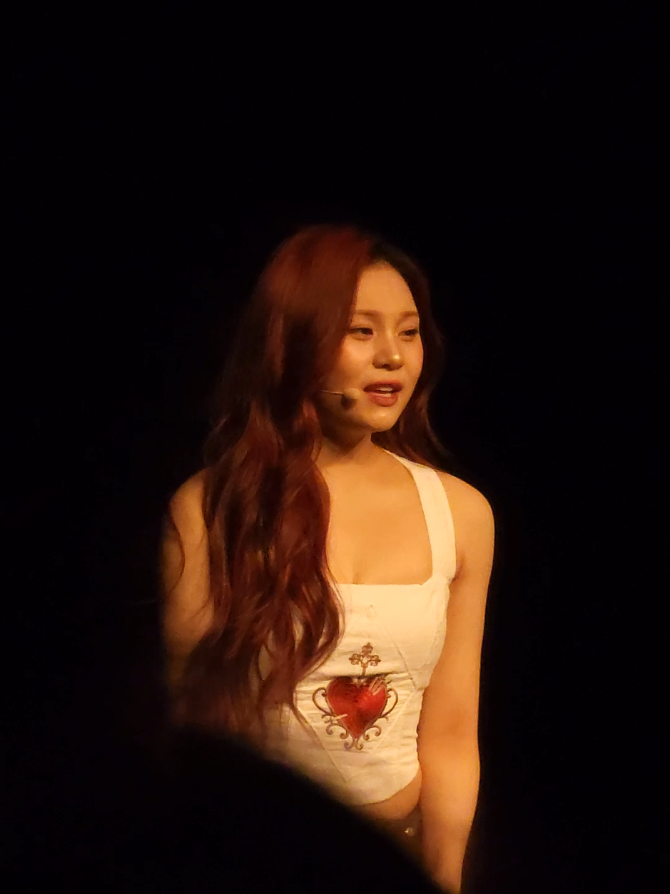 09.28.2025 | VIVIZ World Tour New Legacy at the Palo Alto College Performing Arts in San Antonio, TX | The city of San Antonio is passionate about H-E-B #umji #eunha #sinb #viviz #gfriend 