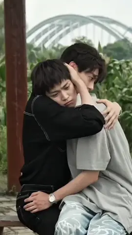 tianziyu sweet hug moment😘🫂.. #revengedlove #fyp  #tianziyu #chichengwusuowei  #foryoupage 