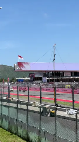 Campeón del mundo @Marc Márquez #fp1 #mandalika #indonesiangp🇮🇩 