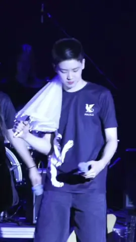 แม่ๆพี่ๆเลี้ยงออนไลน์มาดูลูกชายร้องเพลงงานโรงเรียนค่ะ ภูมิใจㅠㅡㅠ💗🌧️☔️ #totothayawat