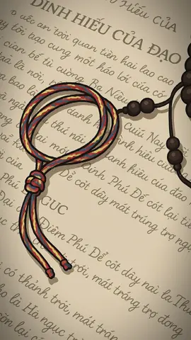 Dây ngũ sắc đã được mình gia trì chú đại bi, ngoài tác dụng khai vận, bảo vệ bình an, còn được cho là mang lại may mắn, nhân duyên tốt đẹp và giúp tâm trạng yên ổn. Trong Phật giáo, dây ngũ sắc được xem như vật hộ thân, tránh tà nhẹ, mang lại cảm giác được che chở. Ngoài ra, theo quan niệm dân gian, dây ngũ sắc còn giúp người đeo gặp được bạn tốt, được cấp cho tiền tài, thức ăn đầy đủ, và cầu gì được nấy. Lưu ý: khi mang dây ngũ sắc giữ tâm lành.  #vongdaychido