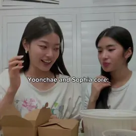 MAKNAE EATS FIRTS😈#katseye#weverselive#sophia #yoonchae @KATSEYE 