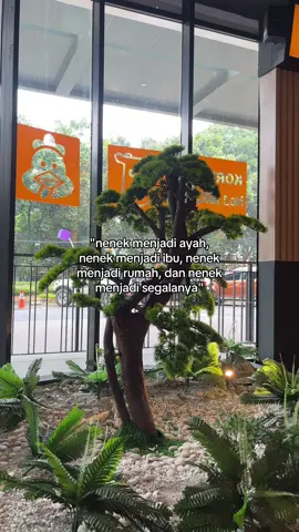 selagi masih ada nenek, hidup akan baik-baik saja. #quotes #masukberanda #nenekkupahalawananku #sadvibes #fyppppppppppppppppppppppp 