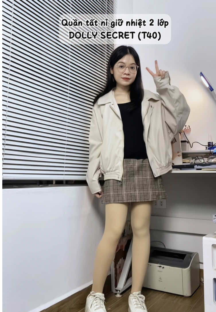 Giải pháp cho mấy nàng mùa đông vẫn thích mặc chân váy nè ☃️❄️ #dailyoutfits #quantatdolly #dollysecret #quantatnu #phoidoxinh 