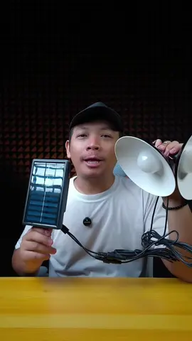 lampu tenaga Surya otomatis 2 lampu 3 warna #lamputenagasurya #lamputenagamatahari 