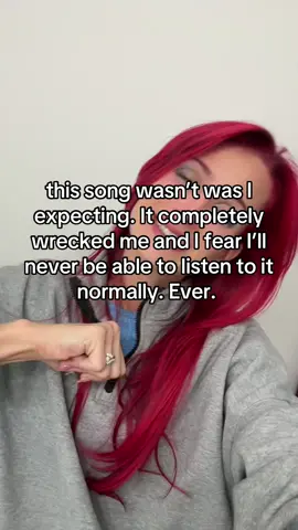 I can’t stop crying #TheLifeofaShowGirl #swiftie #swifttok #ts12 