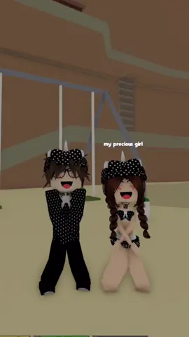hi mooties #roblox #robloxrelatable #fyp #dahood #ilovemybf @fangbites 