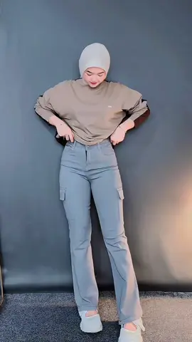 Cutbray cargo by @nice jeanss #cutbray #cutbrayjeans #OOTD #ootdhijab 