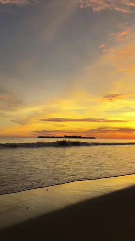 dipersilahkan pesan pesannya🙂