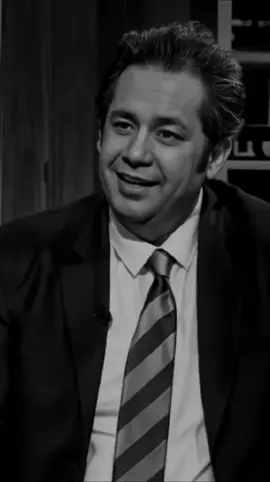 الذي يفتقد الحب💔. . #عباس_حمزه #اقتباسات #اكسبلور #تصميمي❤️ #شعراء_وذواقين_الشعر_الشعبي🎸 