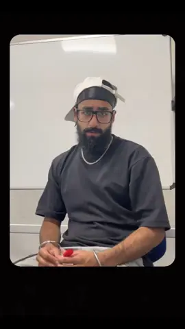 She left him on delivered for 5 mins @Apna #apna #uktiktok #foryoupage #hopelesscore #woman 