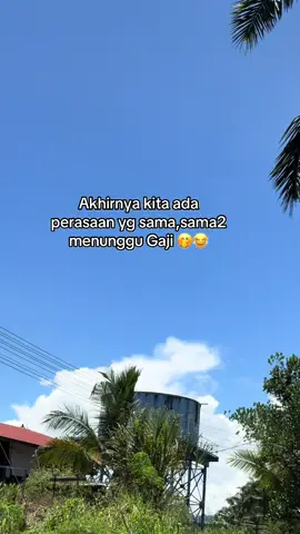 #fypシ゚viral #fyptiktokviralシ #fypシ゚ udh 2 tahun tak prnh gaji dua ribu 🤭😀