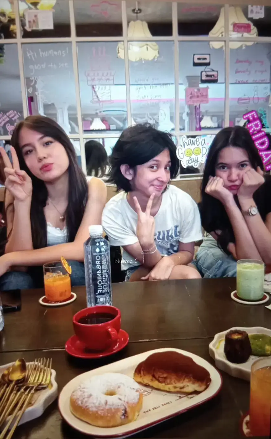 cantikk bngtttt oyyy mereka, lucu bngttt lagii difotoin mamisusan😉💗  #nicolerossi #nevytania #cantikaputrikirana #masukberanda  #fyppppppppppppppppppppppp 