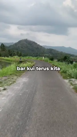 kamu kerja di jogja kota dan rumahmu di kulon progo bagian gunung 🥰#explorekulonprogo #kulonprogo #girimulyo #jalanjalantraveling #menorehview 