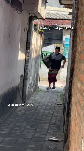 Jam mepettt brother… 