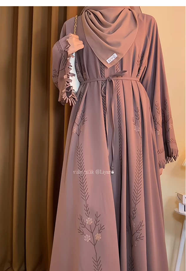 abaya warna mocca 🫶🏻🤎✨ #abaya #abayagirls #abayastyle #abayafashion 